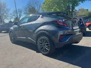 Toyota C-HR Hybrid Team D 1.Hand - Zweifarbig Bild 5