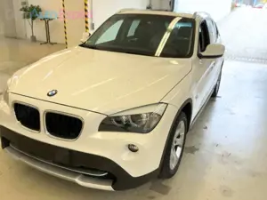 BMW X1 20 d xDrive *Xenon*Navi*PANO*SHZG*PDC*uvm.