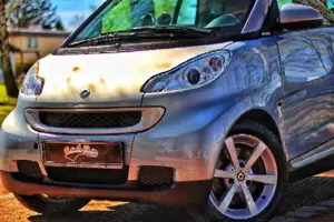 smart forTwo *TÜV NEU*AUTO*LEDER*KLIMA*EDITION LIMITED*