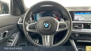 BMW 320 i A Lim M Sport,LCPro.ACC,HuD,RFK,Laser Bild 5