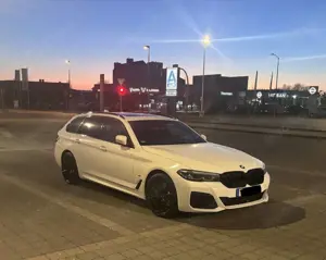 BMW 530 Touring M-Paket - Vollausstattung! - HU/ AU NEU