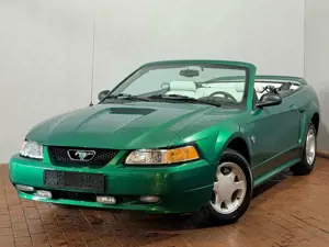 Ford Mustang Cabrio 1.Hand 35th Anniversary
