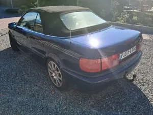 Audi Cabriolet 1.8, LPG, elk.Verdeck,schwarze Ausstattung, Klima Bild 2