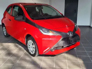 Toyota Aygo Klima/ Servolenkung/ El. Fenster/ LED Tagfahrlicht