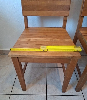 Massivholz Tisch mit 2 Stühlen   stabil & zeitlose  Bild 6