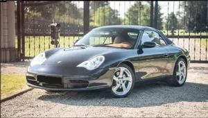 Porsche 996 911 Carrera 4 Cabrio