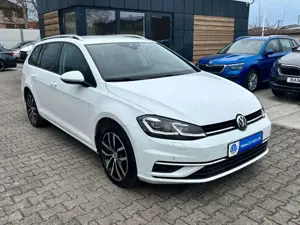 Volkswagen Golf VII Kombi 2.0TDI DSG 4x4 DYNAUDIO LED AHK