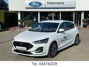 Ford Focus 1.0 EB Lim. ST-Line *TÜV neu+Winterpaket+*
