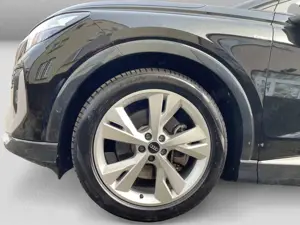 Audi Q4 e-tron Q4 40e-tron S-line Navi HUD Wärmepumpe CAM ACC Bild 5