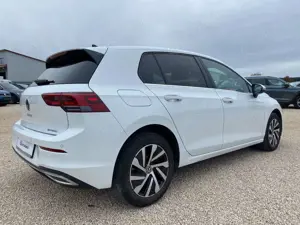 Volkswagen Golf VIII Lim.Style eHybrid,NAVI,LED,ACC,SHZ,DAB Bild 5
