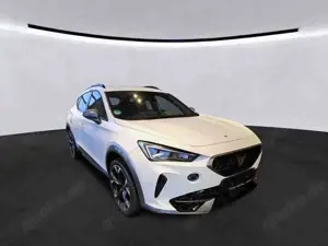CUPRA Formentor 1.4 e-Hybrid VZ*LED*AHK*KAMERA*PDC*SHZ Bild 3
