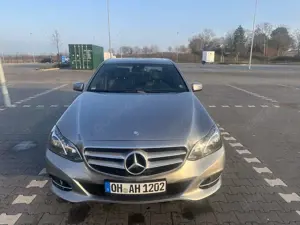 Mercedes-Benz E 200 E 200 CDI BlueEfficiency