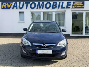 Opel Astra J Lim. 5-trg. Selection