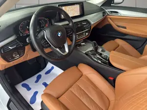 BMW 520 d Leder Navi 8xAlu Garantie Live-Cockpit DAB Bild 3