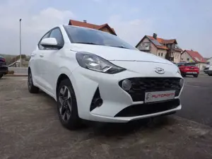 Hyundai i10 TREND AUTOMATIK SHZ LHZ PDC ALU Bild 3