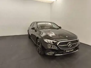 Mercedes-Benz E 300 E 300de 4M Avantgarde Advanced Pano AHK KeyGo Navi Bild 3