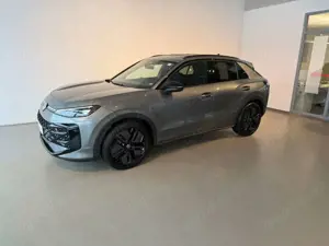 Volkswagen T-Roc 1.5 eTSI R-Line | AHK | IQ.LIGHT | ACC