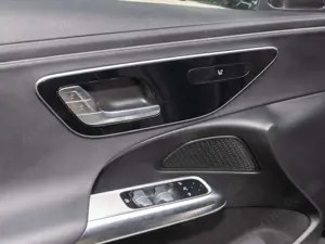 Mercedes-Benz E 200 d Limousine ACC LED Navi SHZ Fernlichtass. Bild 5