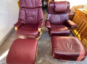 2x Leder Relaxsessel mit Hocker   sehr bequeme