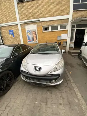 Peugeot 207 CC 120 VTi Platinum