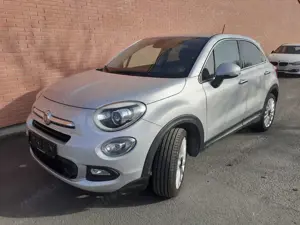 Fiat 500X Lounge 140 PS mit Navigation und Klimaautomatik