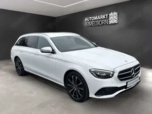 Mercedes-Benz E 300 e Avantgarde Kamera*LED*DAB*3zonen*18*Navi