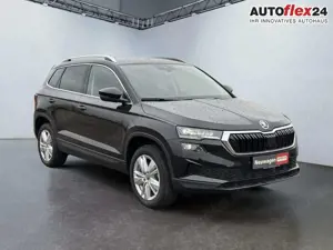 Skoda Karoq 1.5 TSI DSG Top Selection 2Zoklima 2 x Einparkh...