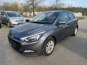 Hyundai i20 blue Passion, Tüv neu! 2. Hand, lückenl. Ser