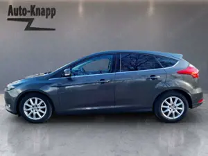 Ford Focus 1,5 Eco Titanium*Winter-Paket*Businesspaket*Kamera Bild 2