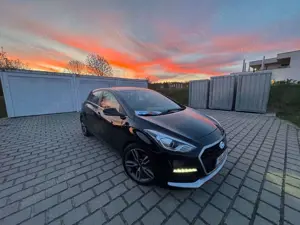 Hyundai i30 Sport i30 1.6 Turbo Navi Kamera Euro6 186ps