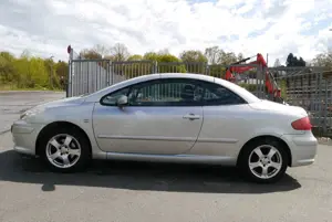 Peugeot 307 CC Cabrio-Coupe Tendance- Facelift Bild 5