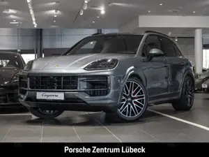 Porsche Cayenne GTS HA-Lenkung InnoDrive Head-Up BOSE