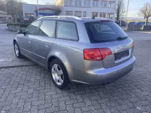 Audi A4 Avant 2.0 TDI Bild 4