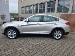 BMW X4 xDrive 20 d xLine*AHK*SCHIEBEDACH Bild 5
