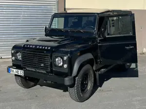 Land Rover Defender 110 TD4 - Top gepflegt - Motor  Service neu