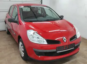 Renault Clio Bild 3