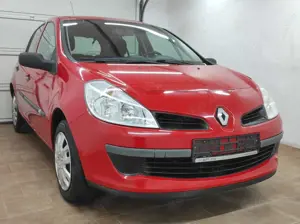 Renault Clio Bild 4