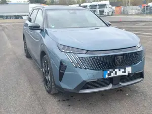 Peugeot 5008 5008 Hybrid 145 e-DSC6 GT Bild 4