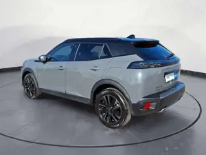 Peugeot 2008 PureTech 130 EAT8 GT *Pano*Alcantara*Sports Bild 4