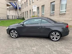 Volkswagen Eos 2.0 TSI Edition Leder Automatik Xenon Pano Bild 5