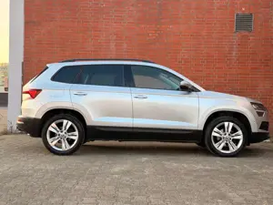 Skoda Karoq SKODA KAROQ DIESEL AUTOMATIKI TOP ZUSTAND