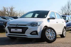 Hyundai i20 1.2 Select/VOLLSHEFT/KLIMA/PDC/BT/AUX/USB/