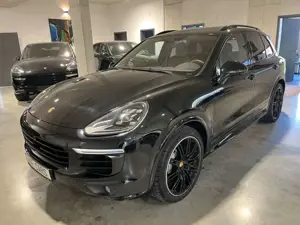 Porsche Cayenne S Diesel Exclusive SportDesign LED Pano