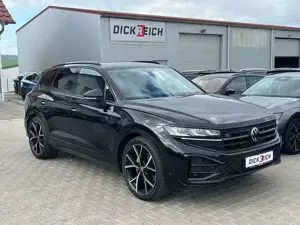 Volkswagen Touareg 3.0TDI 4M R-Line VOLL Black 22" UPE 114T
