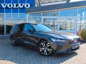 Volvo V60 Kombi Plus Dark