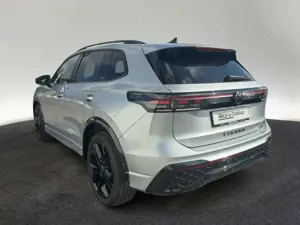 Volkswagen Tiguan R-Line 1.5 eHybrid DSG IQ-Light AHK HUD Bild 3