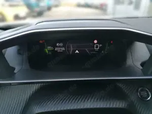 Peugeot 2008 1.2 PureTech 130 GT KeyLess LED Navi PDC LM Bild 5
