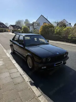 BMW 325 325i Bild 4