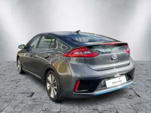 Hyundai IONIQ Style Bild 3