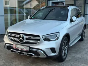 Mercedes-Benz GLC 300 d 4Matic*Panorama*360Kamera*Trittbretter